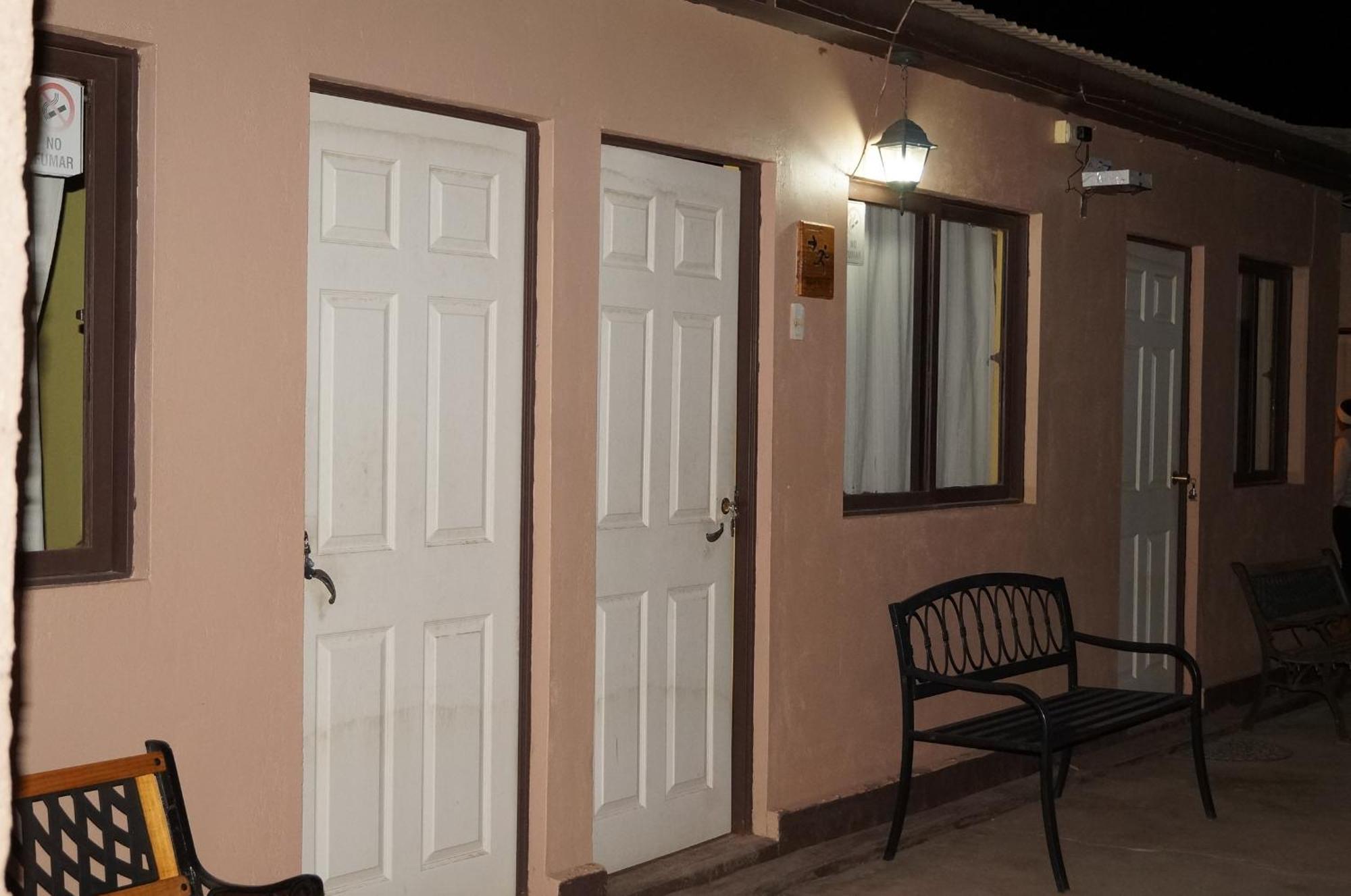 Hostal Intipara 圣佩德罗·德·阿塔卡马 外观 照片